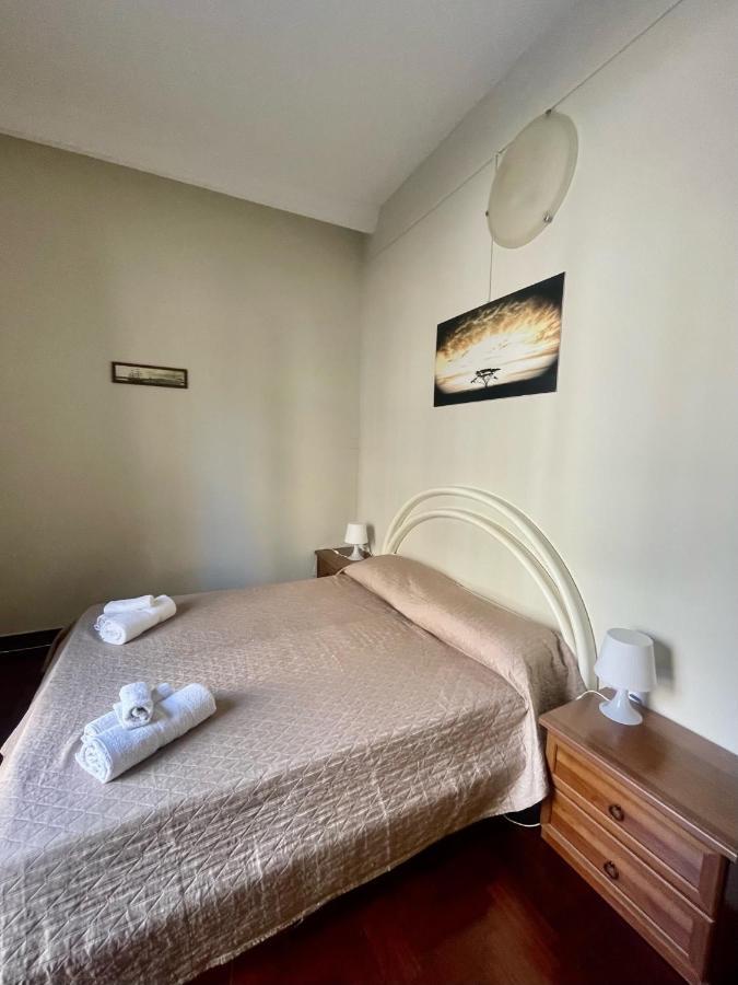 Apartament Dimora Di Maury A Due Passi Dai Trasporti E Da Ballaro Palermo Kültér fotó