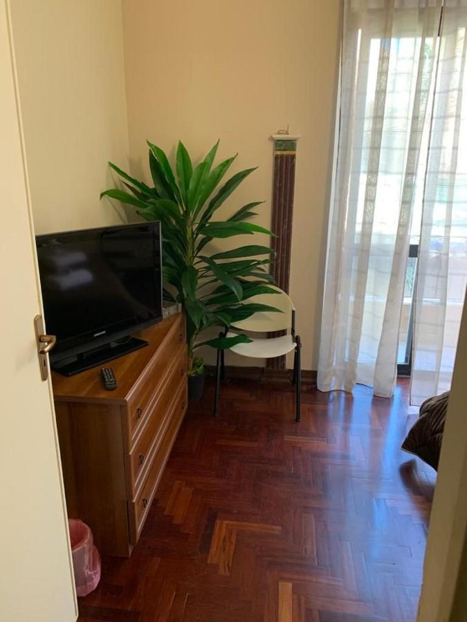 Apartament Dimora Di Maury A Due Passi Dai Trasporti E Da Ballaro Palermo Kültér fotó