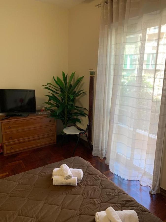Apartament Dimora Di Maury A Due Passi Dai Trasporti E Da Ballaro Palermo Kültér fotó